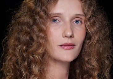 Cómo las enzimas pueden ayudarte a cuidar la salud de tu cabello: consejos y productos que necesitas